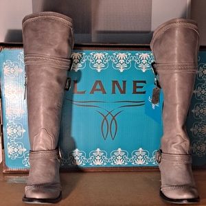 Authentic Lane Grey boots, Size7
